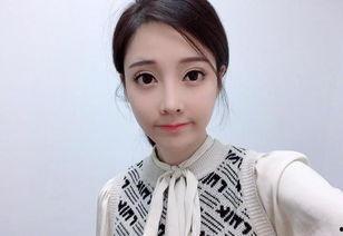 网红cosrt,揭秘虚拟偶像的崛起之路